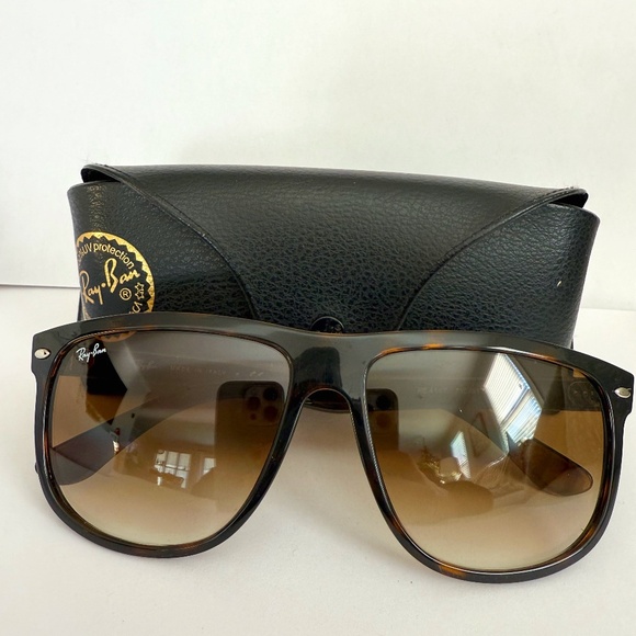 Ray-Ban Boyfriend Sunglasses in Tortoise with Brown Gradient Lense - Picture 2 of 7